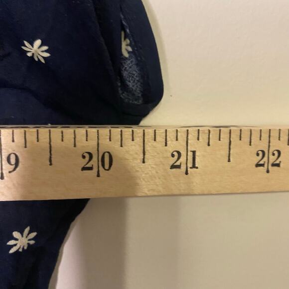 NWT Madewell V Neck Cap Sleeve Ditsy Floral Dressy Work Blouse Top Size 12 - Picture 8 of 16